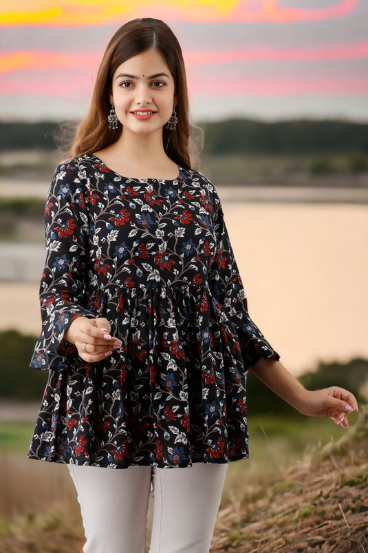 Women's Beautiful Bell Sleeves Floral Print Hip NATURE BLACK Party Wear Top