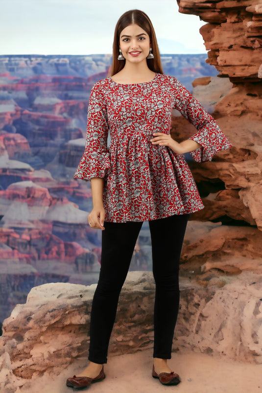 Women's Pure Cotton Printed Attractive Western Tops with Designer Sleeves