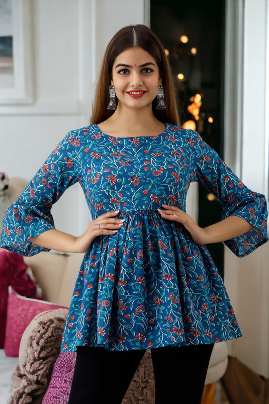 Women's Beautiful Bell Sleeves Floral Print Formal Hip Length SERULEAN BLUE Top