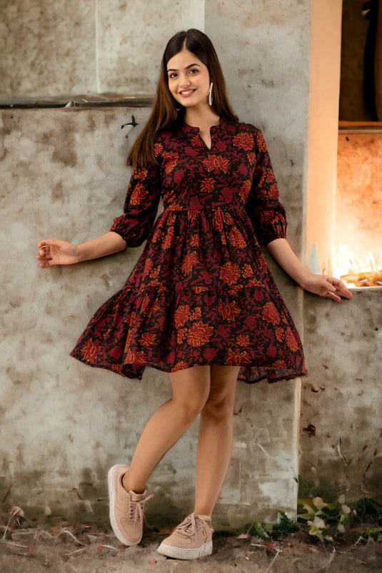 Women's Pure Cotton Designer Printed Knee Length Dress with Designer Sleeves & Attractive Border