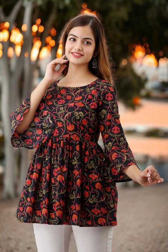 Women's Pure Cotton Printed Attractive Western Tops with Designer Sleeves