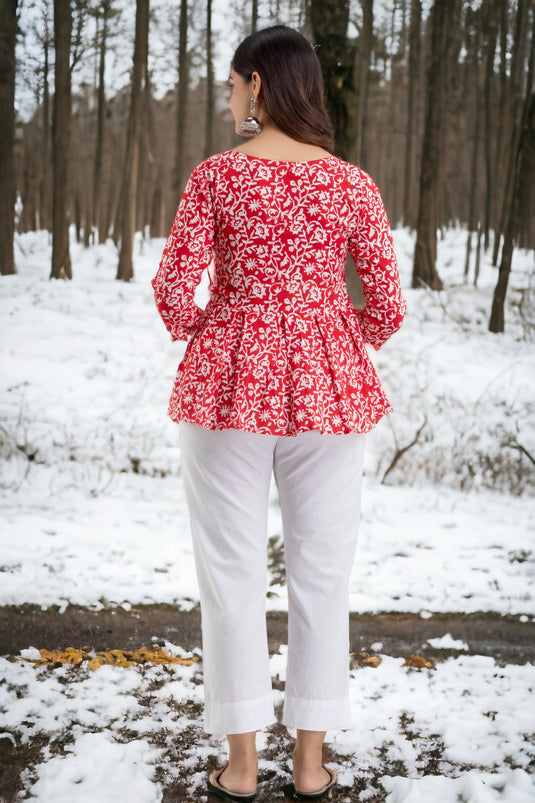 Women's Beautiful 3/4 Sleeves Floral Print Hip Length Box Pleat Regular SCARLET RED Office Wear Top